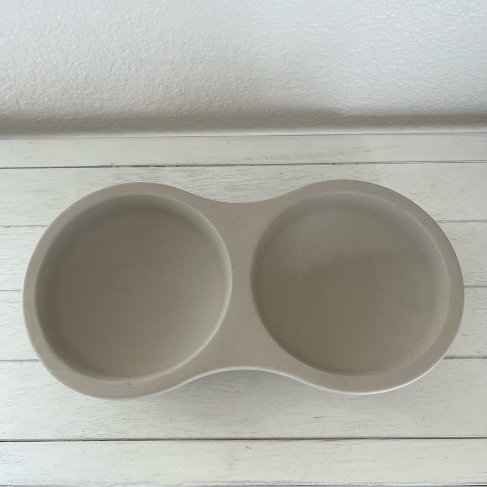 The Pampered Chef Microwave Stoneware Double Bowl Egg Cooker #2172